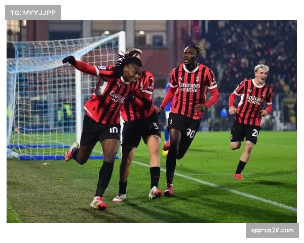 佛罗伦萨1-1AC米兰,科穆佐破门后恩昆库救主